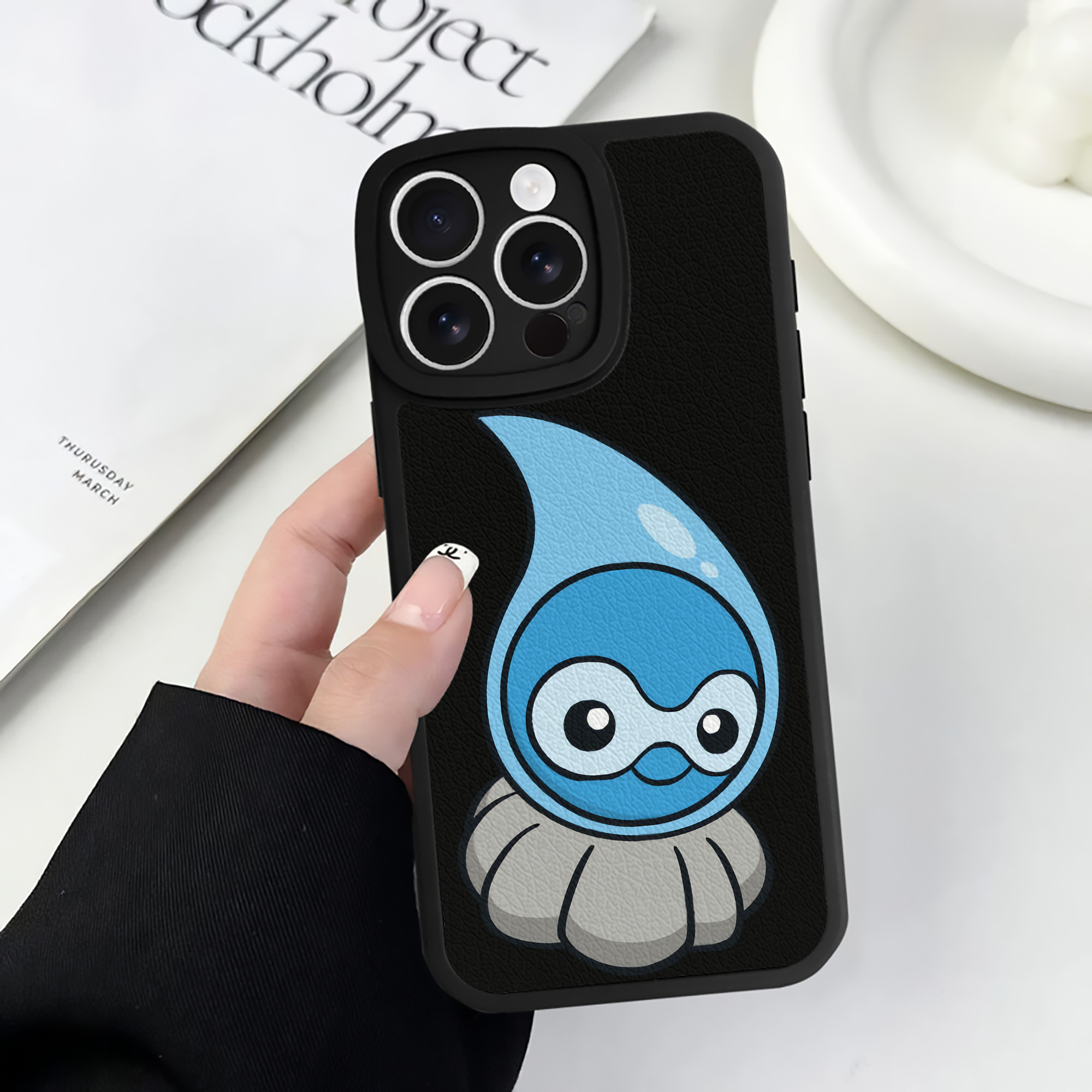 （画像用） ポケットモンスター Pokémon 【iPhone 16シリーズ対応】シリコンスマホケース（レザー調） 材質：シリコン